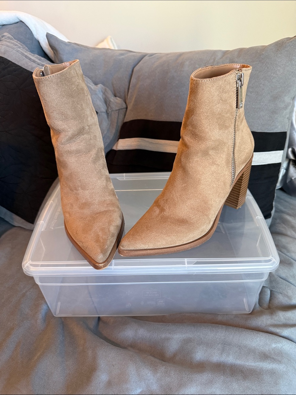 Jessica Simpson Tan Suede Pointed-Toe Ankle Booties with Side Zip